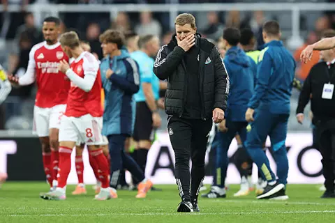 مدرب نيوكاسل: الخسارة من أرسنال مؤلمة.. وعلينا الثقة في قرارات تقنية الفيديو